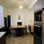 Spacieux Pour 10 Personnes Au Coeur De Rennes
